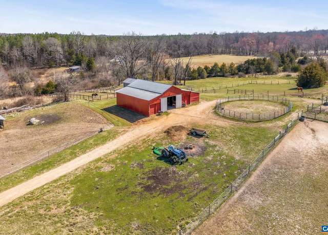 Property at 2838 B Bibb Store Rd, Louisa, VA 23093, 3 beds, 2 baths