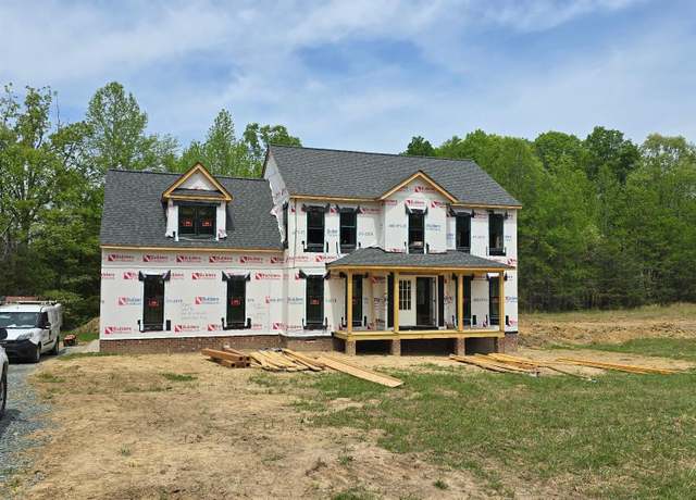 Property at 560 Amick Rd Unit Amick B, Louisa, VA 23093, 4 beds, 2.5 baths