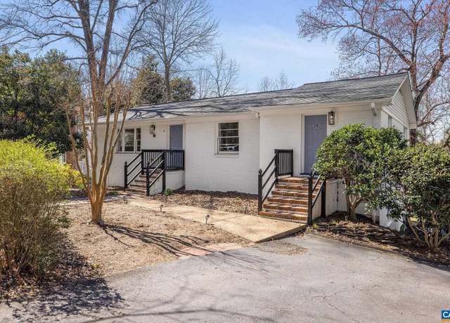 Property at 26 University Cir, Charlottesville, VA 22903, 5 beds, 4 baths