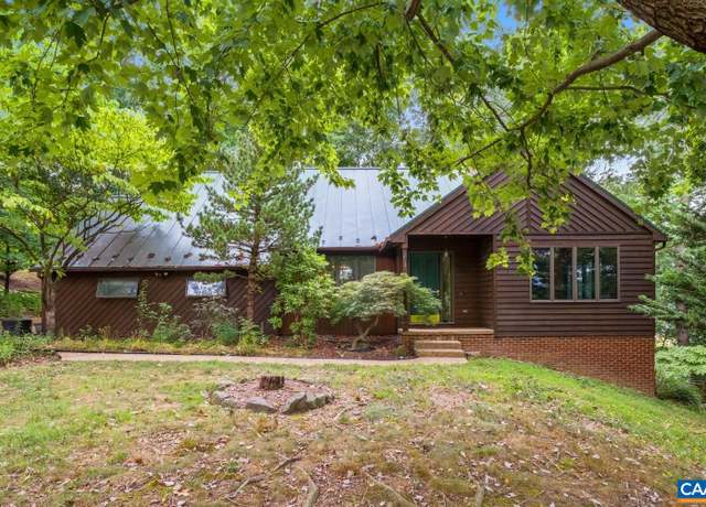 Property at 1156 Springfield Dr, Harrisonburg, VA 22801, 3 beds, 3.5 baths