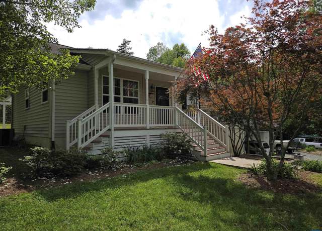 Property at 1060 East River Rd, Palmyra, VA 23055, 4 beds, 3 baths