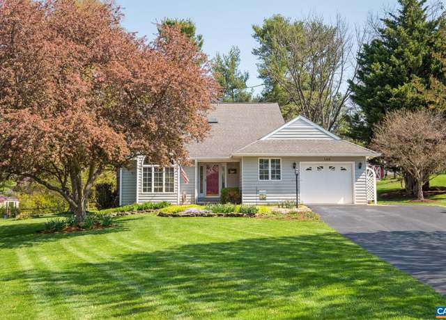 Property at 149 Brook Ct, Waynesboro, VA 22980, 3 beds, 2.5 baths