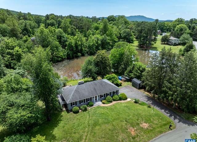Property at 102 Bollingbrook Dr, Charlottesville, VA 22911, 3 beds, 3 baths