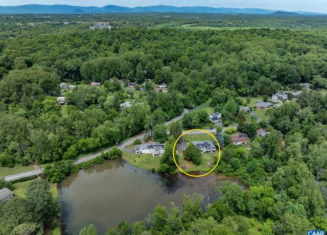 Property at 102 Bollingbrook Dr, Charlottesville, VA 22911, 3 beds, 3 baths