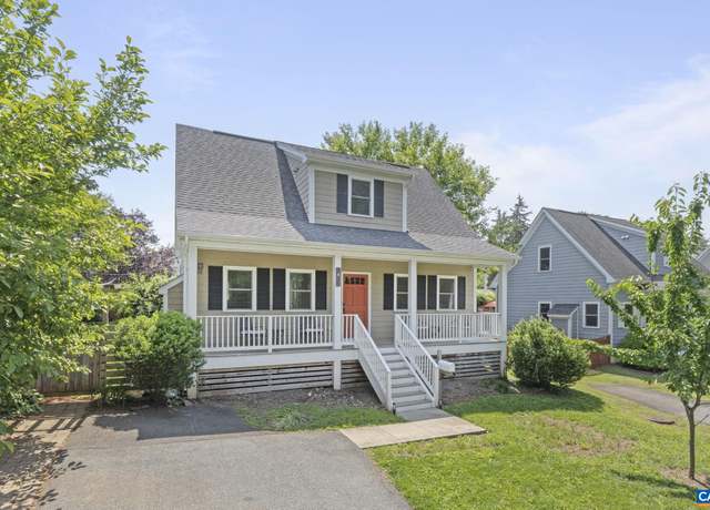 Property at 1012 Locust Ln, Charlottesville, VA 22901, 3 beds, 2.5 baths