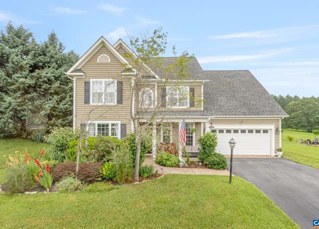 Property at 164 Glen Cir, Troy, VA 22974, 3 beds, 2.5 baths