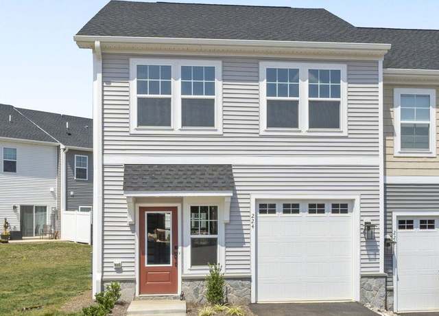 Property at 86 Springdale Rd, Waynesboro, VA 22980, 3 beds, 2.5 baths