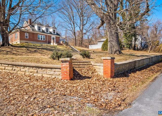Property at 8 Raphine Walnut Ln, Raphine, VA 24472, 3 beds, 2 baths