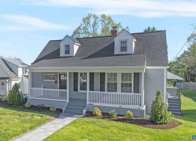 Property at 1215 12th St W, Waynesboro, VA 22980, 3 beds, 1.5 baths