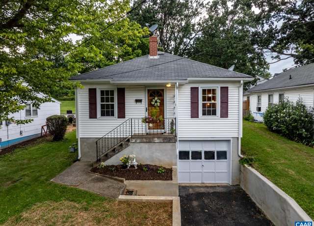 Property at 406 Grubert Ave, Staunton, VA 24401, 2 beds, 1 bath