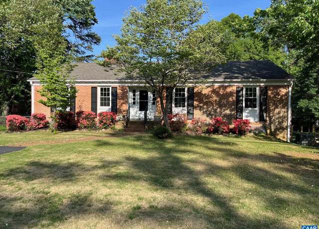 Property at 206 Georgetown Rd, Charlottesville, VA 22901, 4 beds, 3 baths