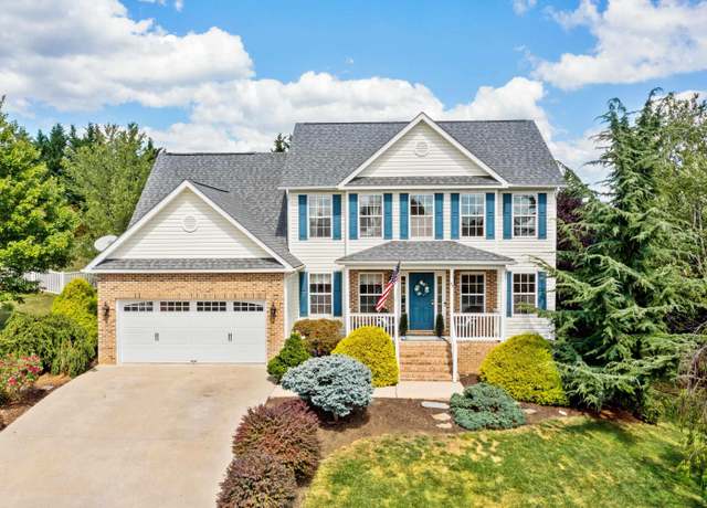 Property at 37 Oxford Rd, Fishersville, VA 22939, 5 beds, 3 baths