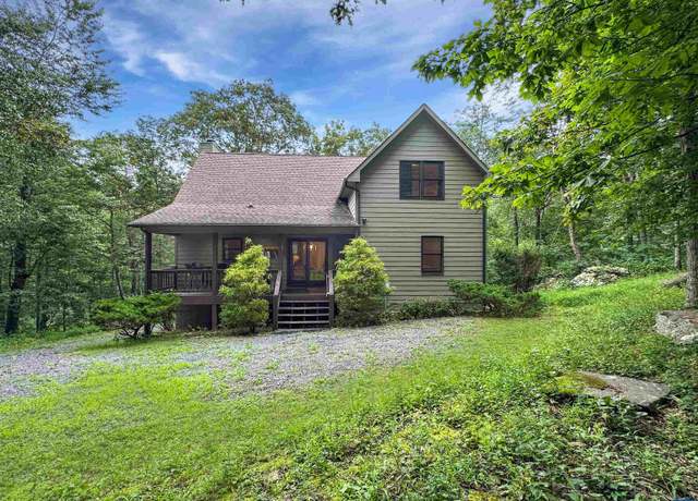Property at 17 Hickory Spring Rd, Wintergreen, VA 22967, 4 beds, 2 baths
