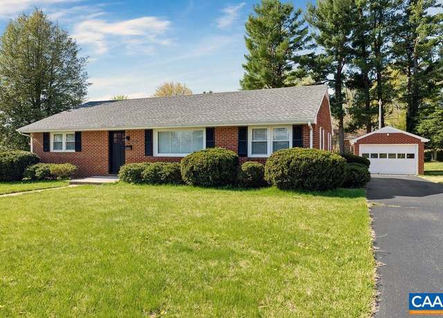 Property at 1838 Talbott Pl S, Waynesboro, VA 22980, 3 beds, 2 baths