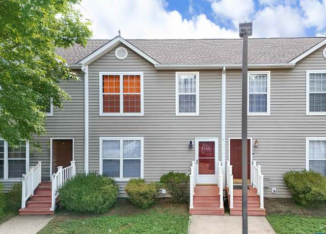 Property at 106 Greenwich Ct, Charlottesville, VA 22902, 3 beds, 3.5 baths