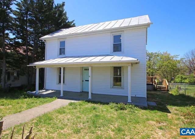 Property at 309 Port Republic Rd, Waynesboro, VA 22980, 4 beds, 2 baths