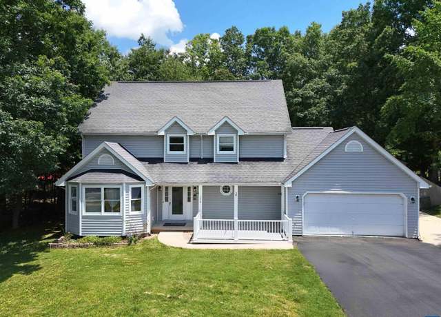 Property at 172 Beagle Gap Run, Waynesboro, VA 22980, 5 beds, 2.5 baths