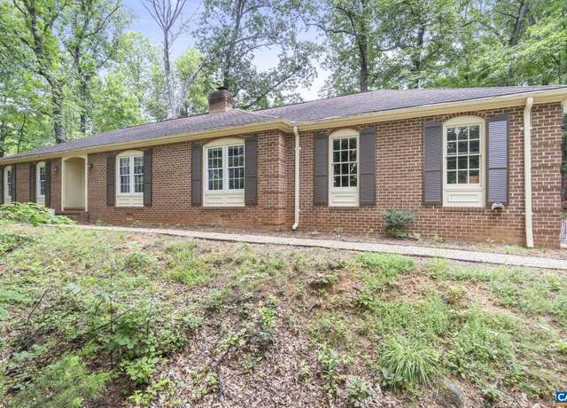 Property at 1211 Lanetown Rd, Crozet, VA 22932, 3 beds, 2 baths