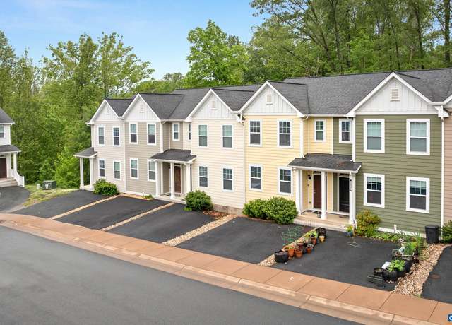 Property at 139 Longwood Dr, Charlottesville, VA 22903, 4 beds, 3.5 baths