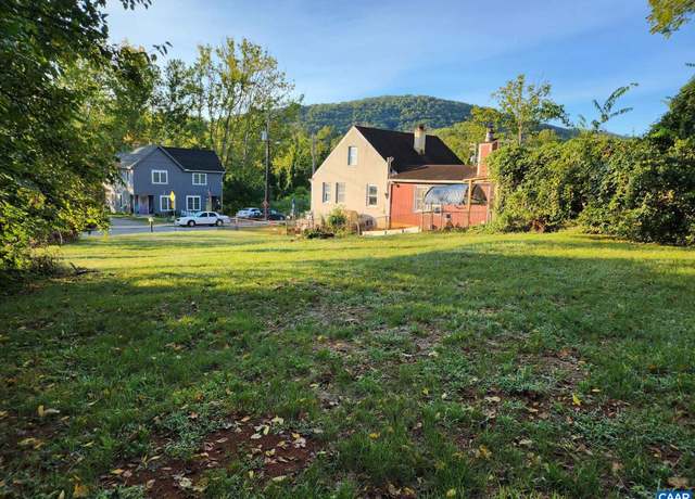 Property at 817 2 Nassau St, Charlottesville, VA 22902