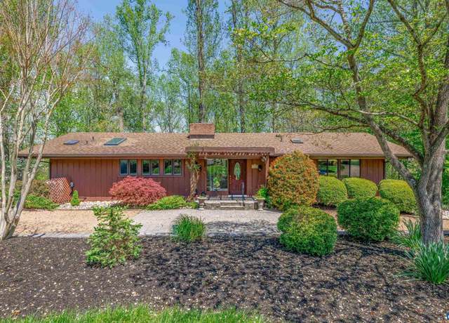 Property at 116 Chestnut Ridge Rd, Charlottesville, VA 22911, 5 beds, 3 baths
