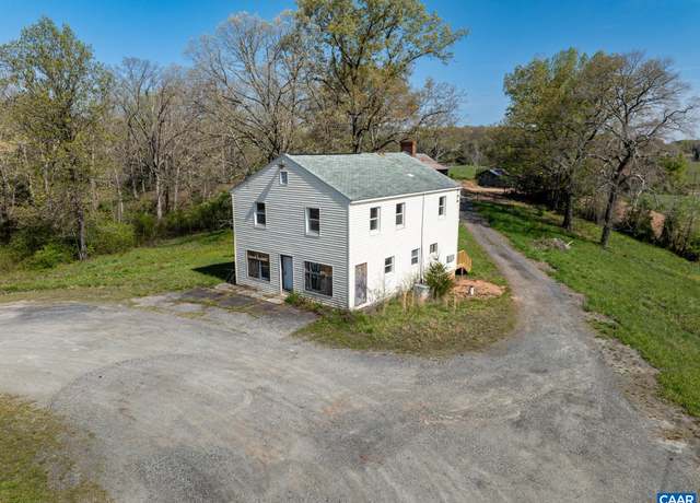 Property at 2624 Anderson Hwy, Dillwyn, VA 23936, 6 beds, 2 baths