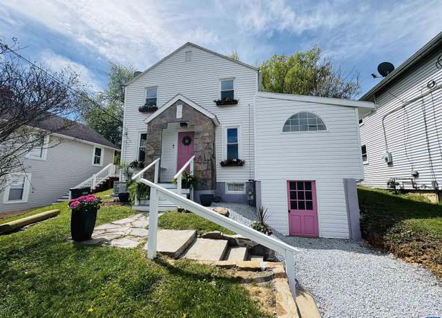 Property at 962 Kinzley Ct, Staunton, VA 24401, 3 beds, 1 bath