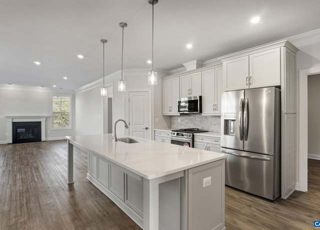 Property at 49A Ridgeline Dr, Waynesboro, VA 22980, 3 beds, 2.5 baths