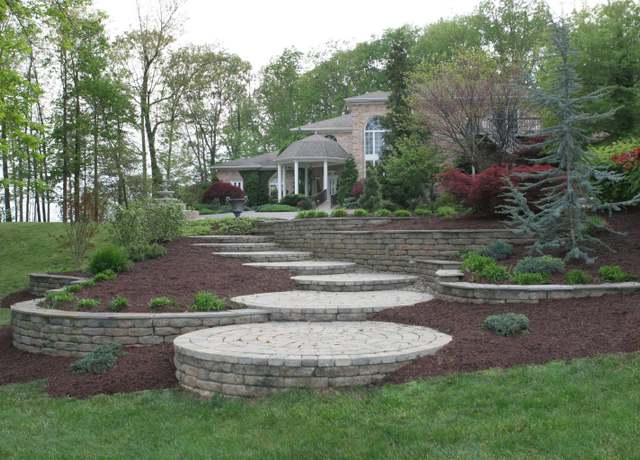 Property at 12517 Spotswood Trl, Elkton, VA 22827, 3 beds, 5 baths