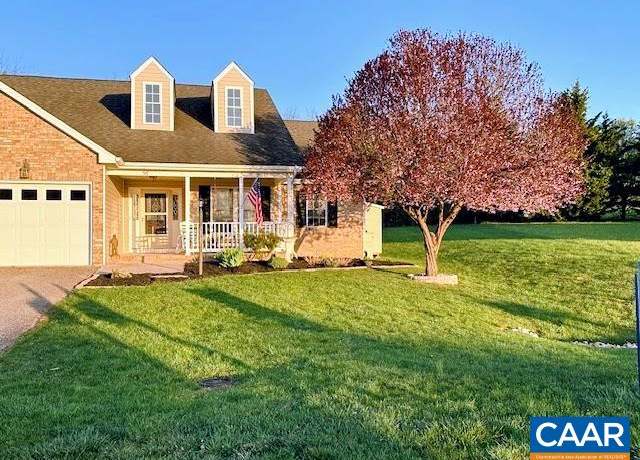 Property at 56 Meriwether Cir, Stuarts Draft, VA 24477, 2 beds, 2 baths