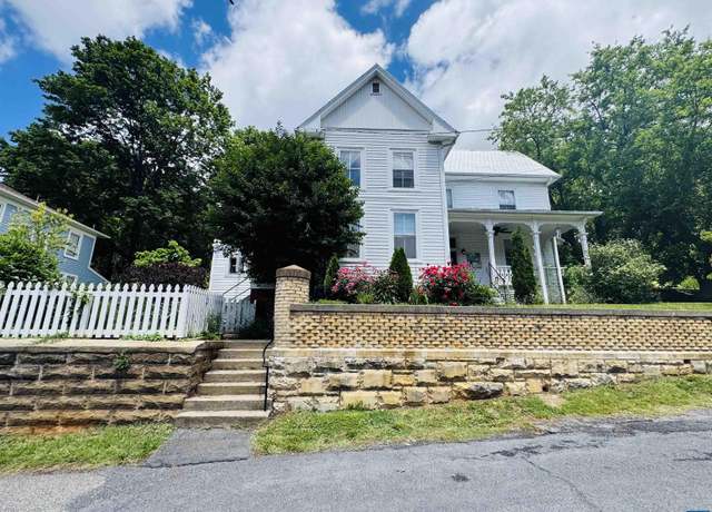 Property at 241 Churchville Ave, Staunton, VA 24401, 3 beds, 2 baths