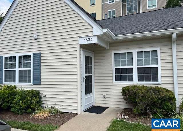Property at 1434 Lilac Ct, Charlottesville, VA 22901, 2 beds, 1 bath