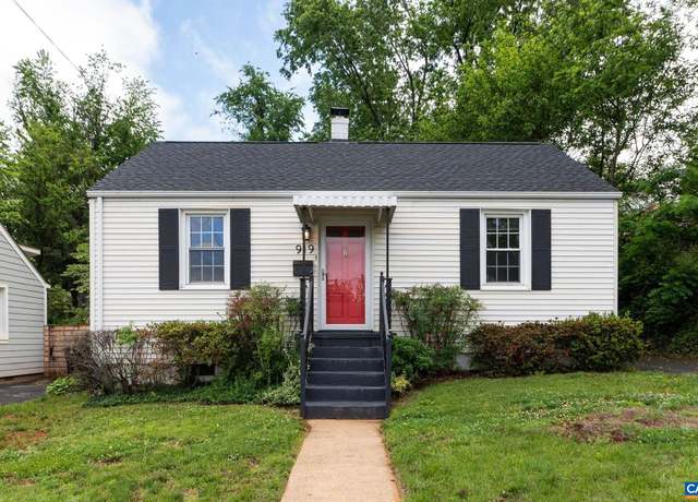 Property at 919 Altavista Ave, Charlottesville, VA 22902, 2 beds, 1 bath
