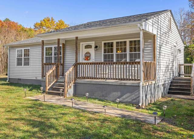 Property at 104 Briar Hook Rd, Gladstone, VA 24553, 3 beds, 1 bath