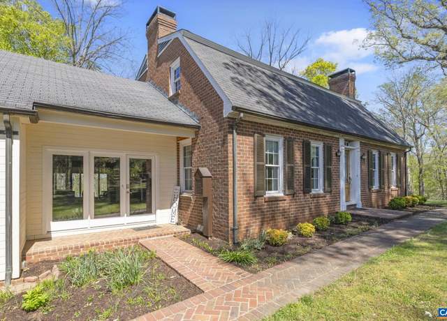 Property at 330 Carrsbrook Dr, Charlottesville, VA 22901, 5 beds, 3.5 baths