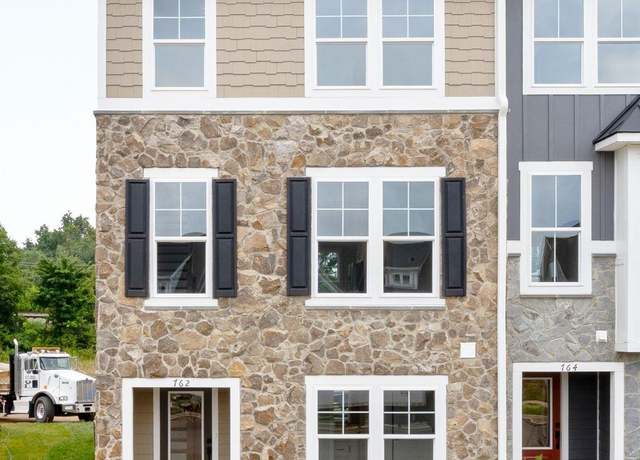 Property at 762 Park Ridge Dr, Crozet, VA 22932, 4 beds, 3.5 baths