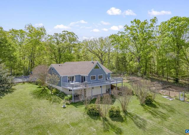 Property at 94 Fairview Ln, Palmyra, VA 23055, 3 beds, 3 baths