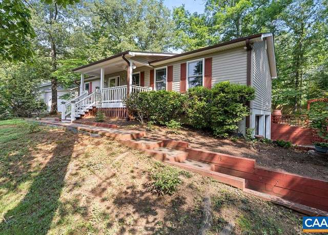 Property at 609 Jefferson Dr, Palmyra, VA 22963, 3 beds, 3 baths
