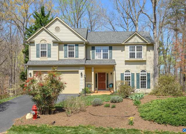 Property at 817 King William Dr, Charlottesville, VA 22901, 4 beds, 2.5 baths