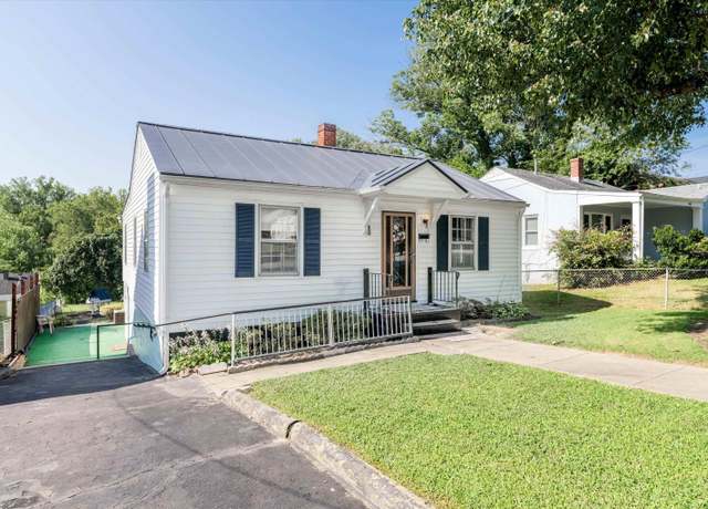 Property at 2504 Plateau Rd, Charlottesville, VA 22903, 3 beds, 1.5 baths