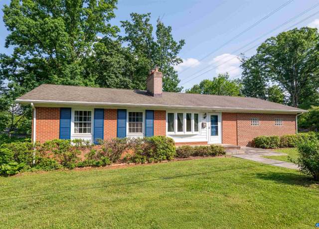 Property at 150 Bennington Rd N, Charlottesville, VA 22901, 4 beds, 3 baths