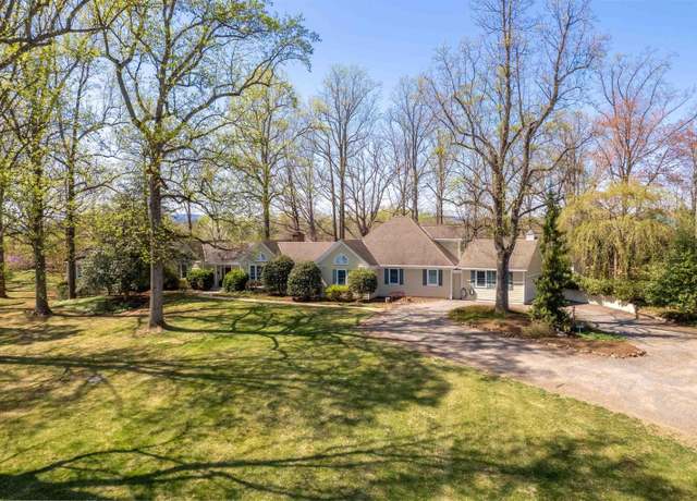 Property at 2280 Garth Rd, Charlottesville, VA 22901, 6 beds, 7 baths