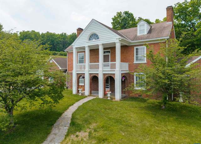 Property at 610 New Hope Rd, Staunton, VA 24401, 6 beds, 5 baths