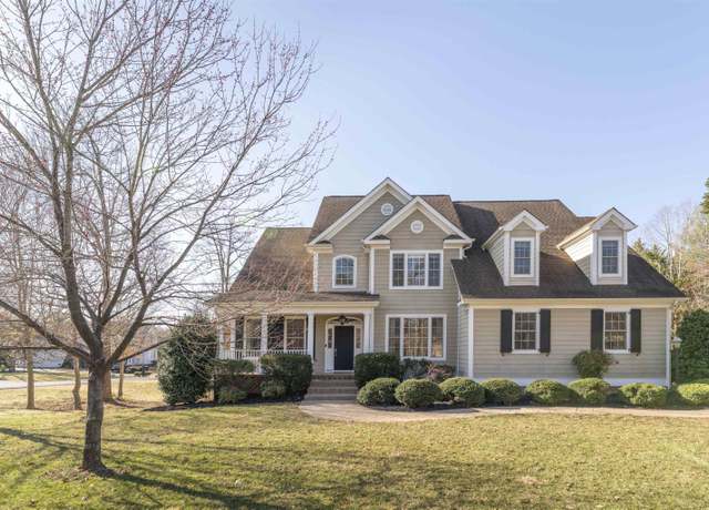 Property at 2318 Ferndown Ln, Keswick, VA 22947, 6 beds, 5.5 baths