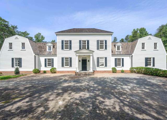 Property at 2621 Coopers Ln, Charlottesville, VA 22902, 5 beds, 6.5 baths