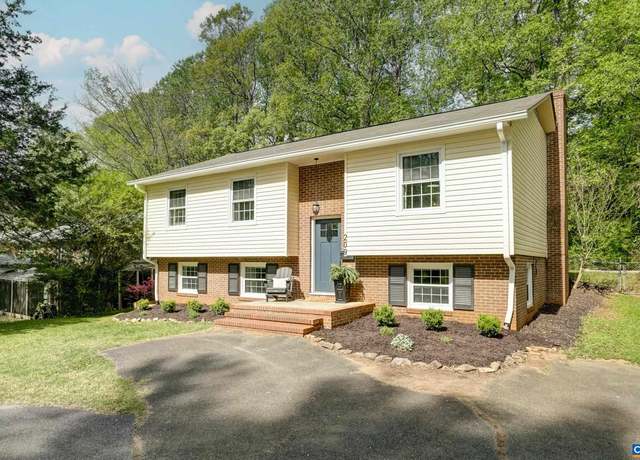 Property at 209 Old Lynchburg Rd, Charlottesville, VA 22903, 4 beds, 3 baths