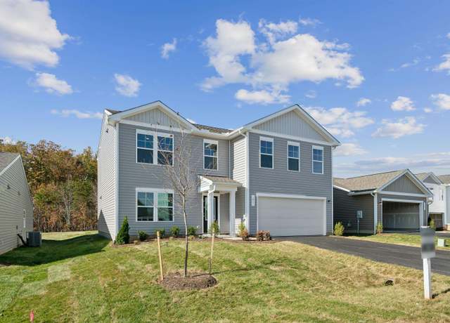 Property at 102 Horse Path Dr, Charlottesville, VA 22902, 4 beds, 3.5 baths