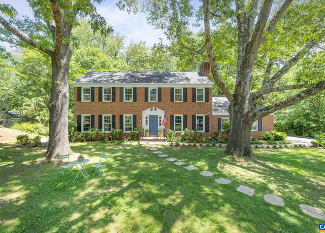 Property at 102 Powhatan Cir, Charlottesville, VA 22901, 4 beds, 3.5 baths