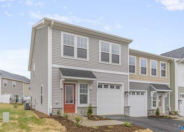 Property at 86A Springdale Rd, Waynesboro, VA 22980, 3 beds, 2.5 baths