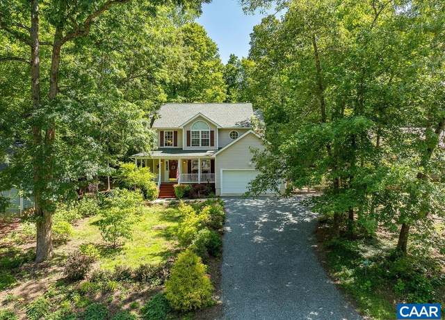 Property at 895 Jefferson Dr, Palmyra, VA 22963, 4 beds, 2.5 baths